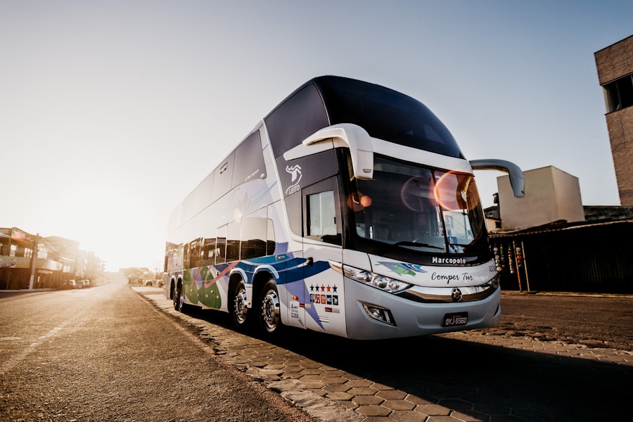 FlyBuzz luxe touringcar — capaciteit tot 60 personen